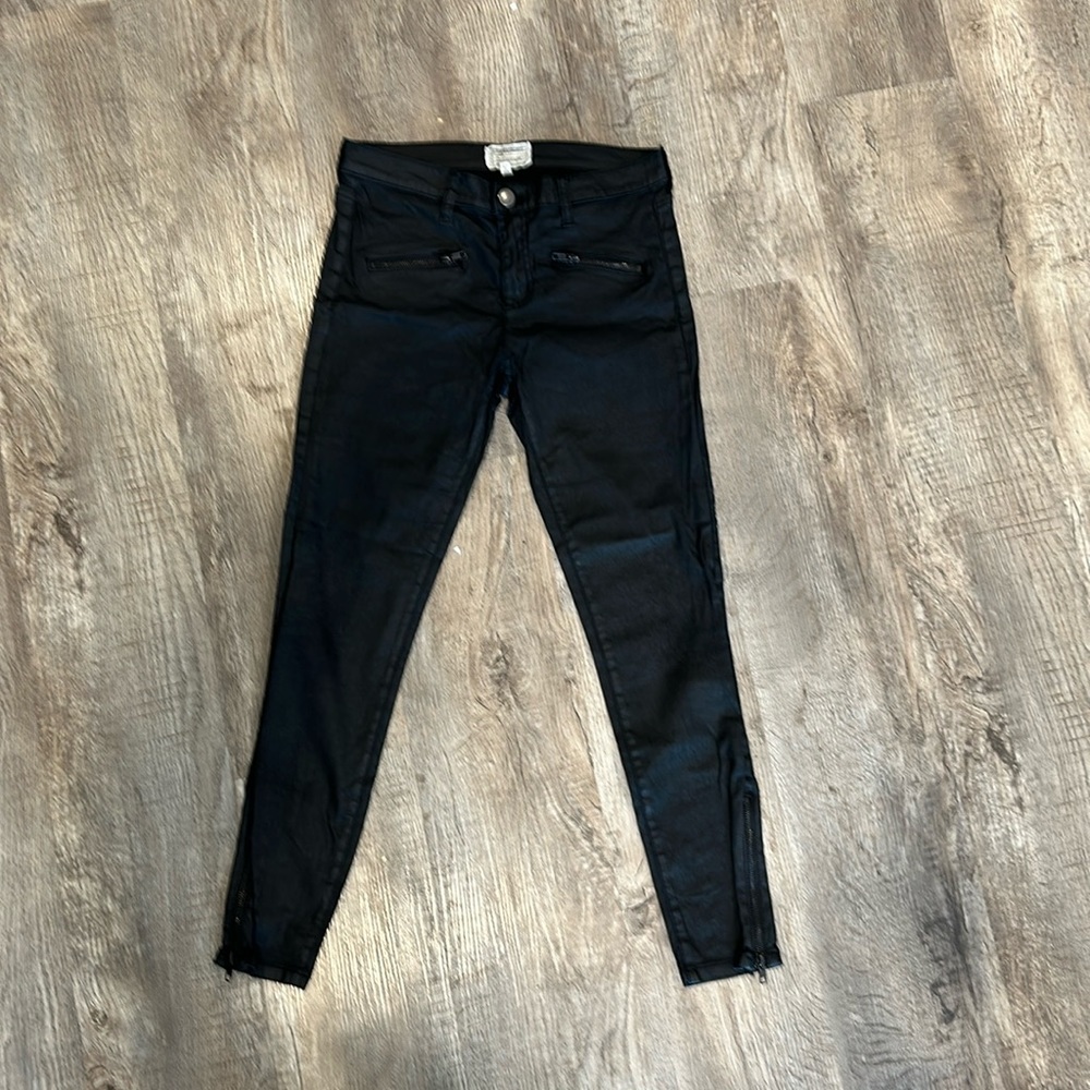 Current Elliot, the Soho zip stiletto, black coated, pant size 28
